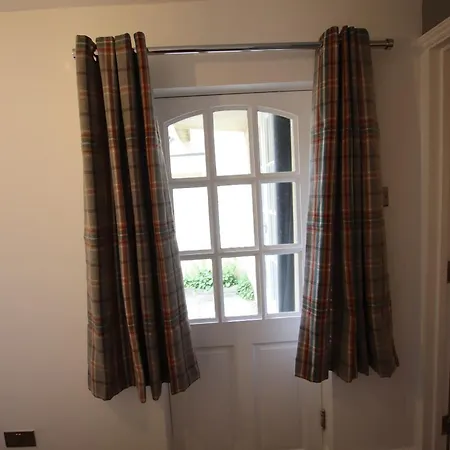 Charming Flat With Private Patio In Clifton Lejlighed *