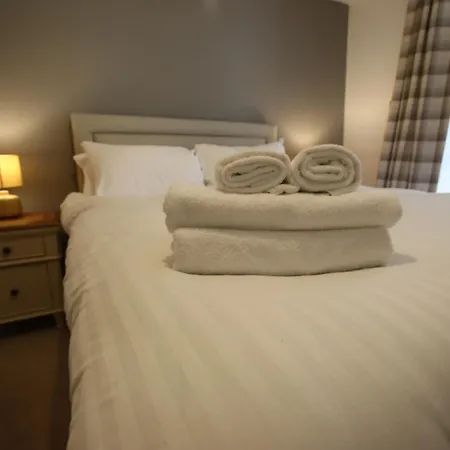 شقة Charming Flat With Private Patio In Clifton