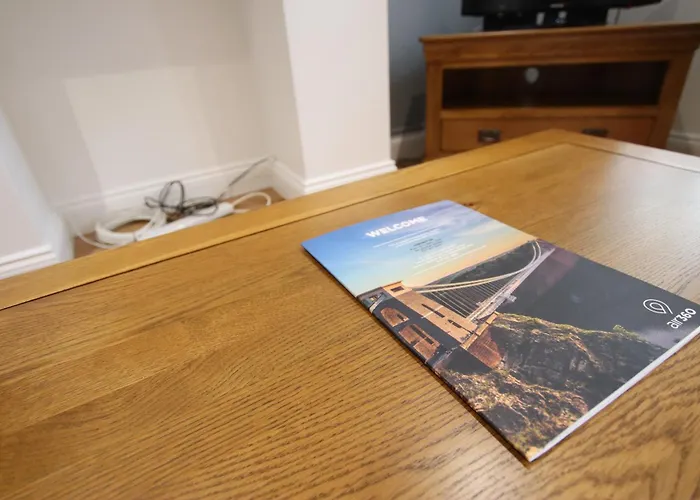 Lejlighed Charming Flat With Private Patio In Clifton