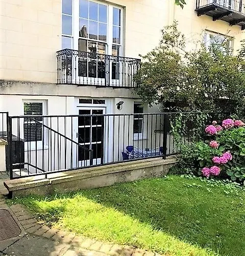 Lejlighed Charming Flat With Private Patio In Clifton *